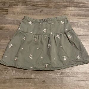 Gymboree skirt size 5 girls green flower